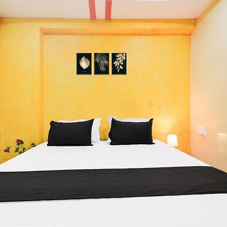 Hotel O Lucky Grand Hyderabad Bagian luar foto