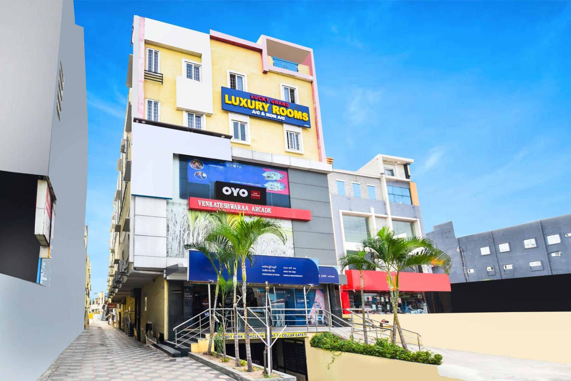 Hotel O Lucky Grand Hyderabad Bagian luar foto